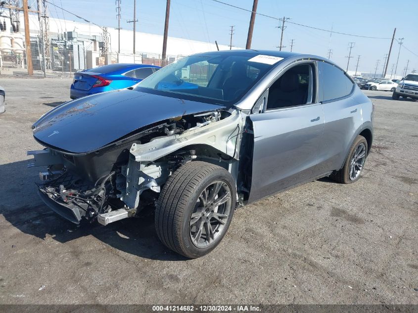 2024 Tesla Model Y Long Range Dual Motor All-Wheel Drive/Rwd VIN: 7SAYGDED5RF193622 Lot: 41214682