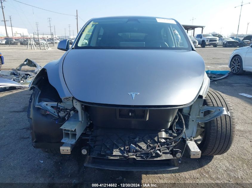 2024 Tesla Model Y Long Range Dual Motor All-Wheel Drive/Rwd VIN: 7SAYGDED5RF193622 Lot: 41214682