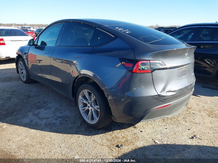 2023 Tesla Model Y Awd/Long Range Dual Motor All-Wheel Drive VIN: 7SAYGDEE2PA195802 Lot: 41214753