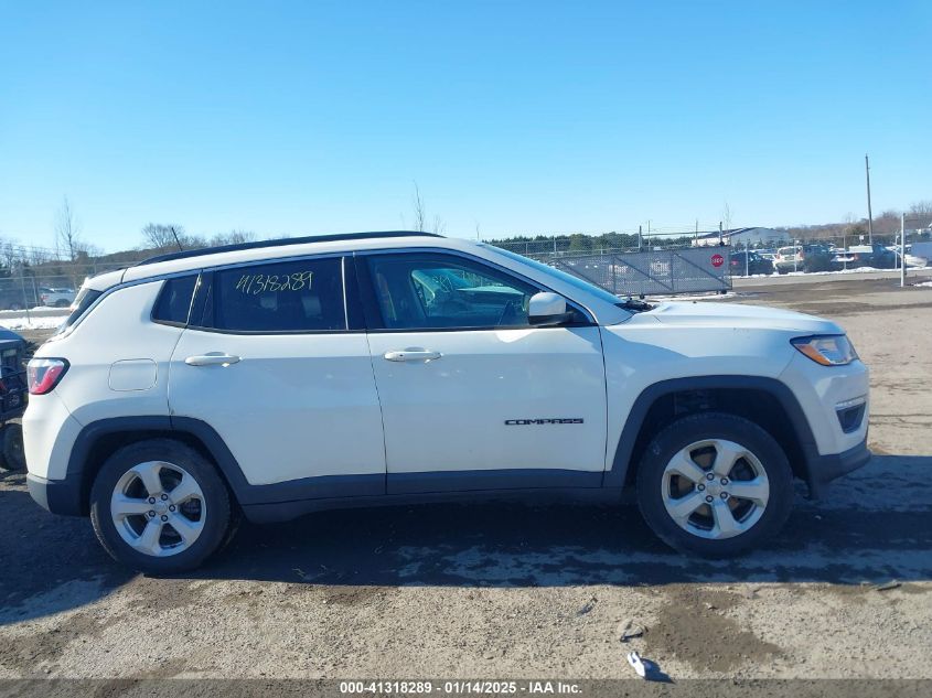 2019 Jeep Compass Latitude 4X4 VIN: 3C4NJDBB5KT742280 Lot: 41318289