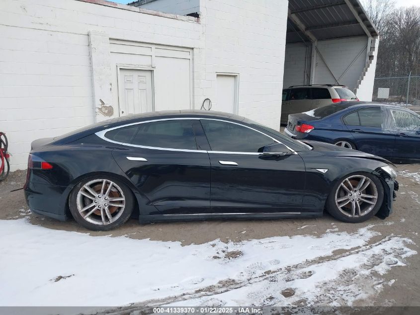 2013 Tesla Model S VIN: 5YJSA1AG2DFP11228 Lot: 41339370