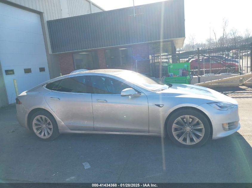 2017 Tesla Model S 100D/60D/75D/90D/P100D VIN: 5YJSA1E29HF215847 Lot: 41434368