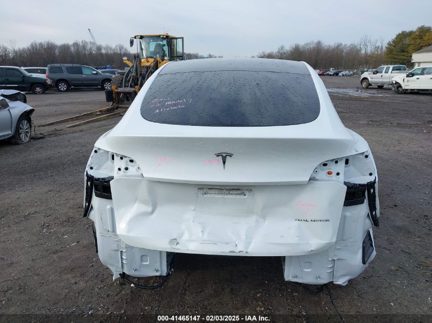 2022 Tesla Model Y Long Range Dual Motor All-Wheel Drive VIN: 7SAYGDEE0NF368362 Lot: 41465147