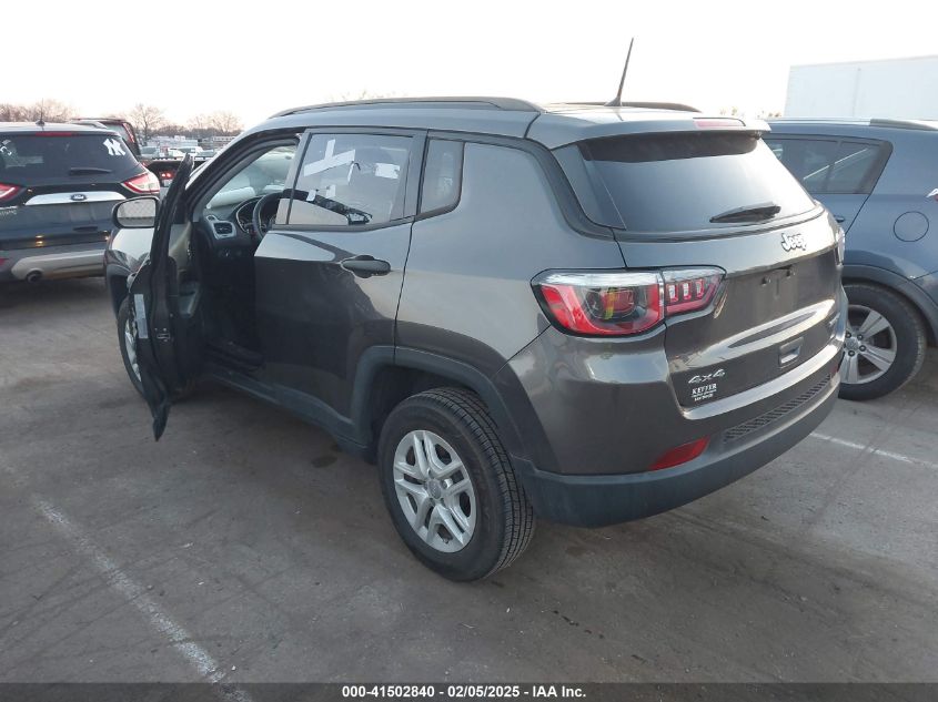 2018 Jeep Compass Sport 4X4 VIN: 3C4NJDAB2JT232677 Lot: 41502840