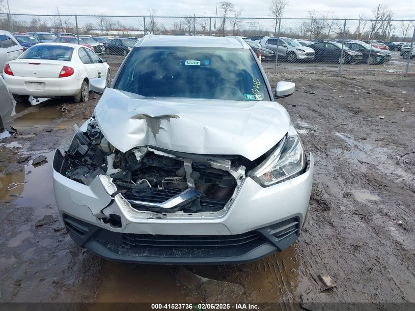 2018 Nissan Kicks Sv VIN: 3N1CP5CU6JL536379 Lot: 41523736