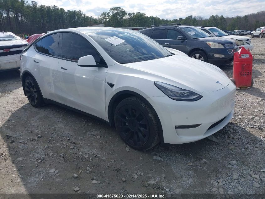 2021 Tesla Model Y Long Range Dual Motor All-Wheel Drive VIN: 5YJYGDEE1MF256620 Lot: 41575620