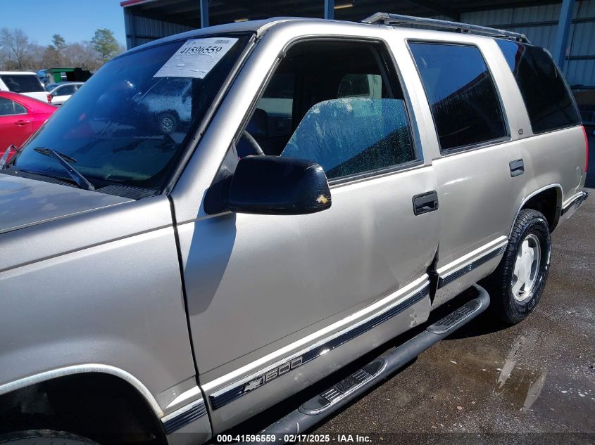 1998 GMC Yukon Slt VIN: 1GKEK13R4WJ725608 Lot: 41596559