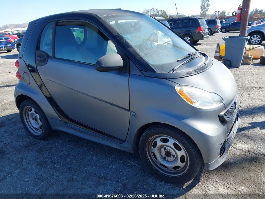 2013 Smart Fortwo Passion/Pure VIN: WMEEJ3BA1DK647416 Lot: 41676693