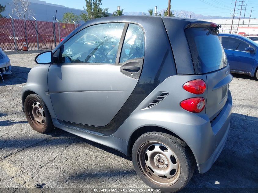 2013 Smart Fortwo Passion/Pure VIN: WMEEJ3BA1DK647416 Lot: 41676693