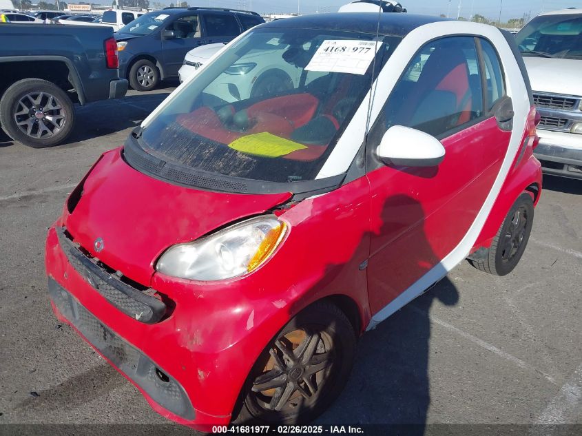 2014 Smart Fortwo Passion/Pure VIN: WMEEJ3BA0EK757200 Lot: 41681977