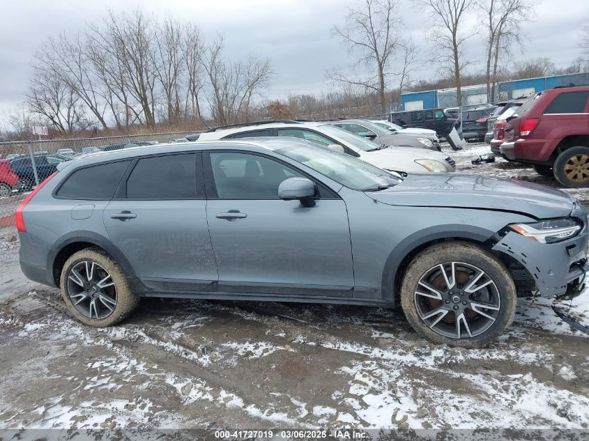 2017 Volvo V90 Cross Country T6 VIN: YV4A22NLXH1001026 Lot: 41727019