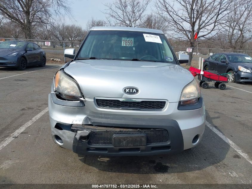 2011 Kia Soul + VIN: KNDJT2A27B7345608 Lot: 41757752