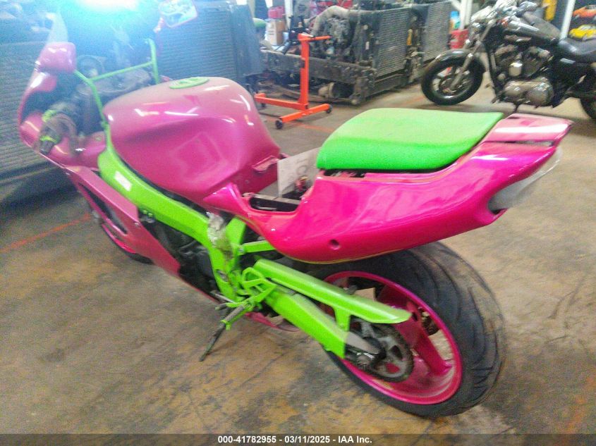 2002 Kawasaki Zx750 P VIN: JKAZXDP152A058444 Lot: 41782955