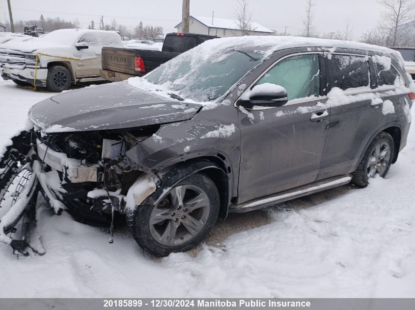 2018 Toyota Highlander Limited V6 VIN: 5TDDZRFH8JS490937 Lot: 20185899