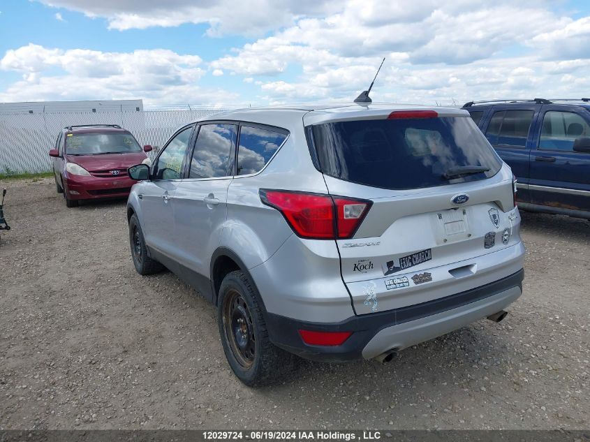 2019 Ford Escape Se VIN: 1FMCU9GD5KUB17157 Lot: 12029724