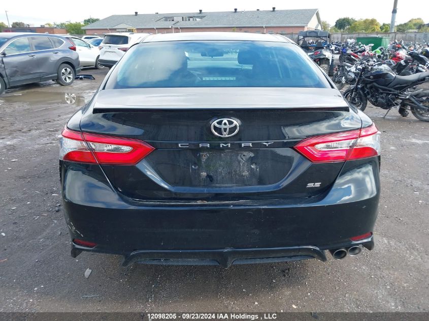 2018 Toyota Camry L/Le/Xle/Se/Xse VIN: 4T1B11HK6JU020101 Lot: 12098205