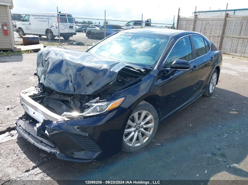 2018 Toyota Camry L/Le/Xle/Se/Xse VIN: 4T1B11HK6JU020101 Lot: 12098205