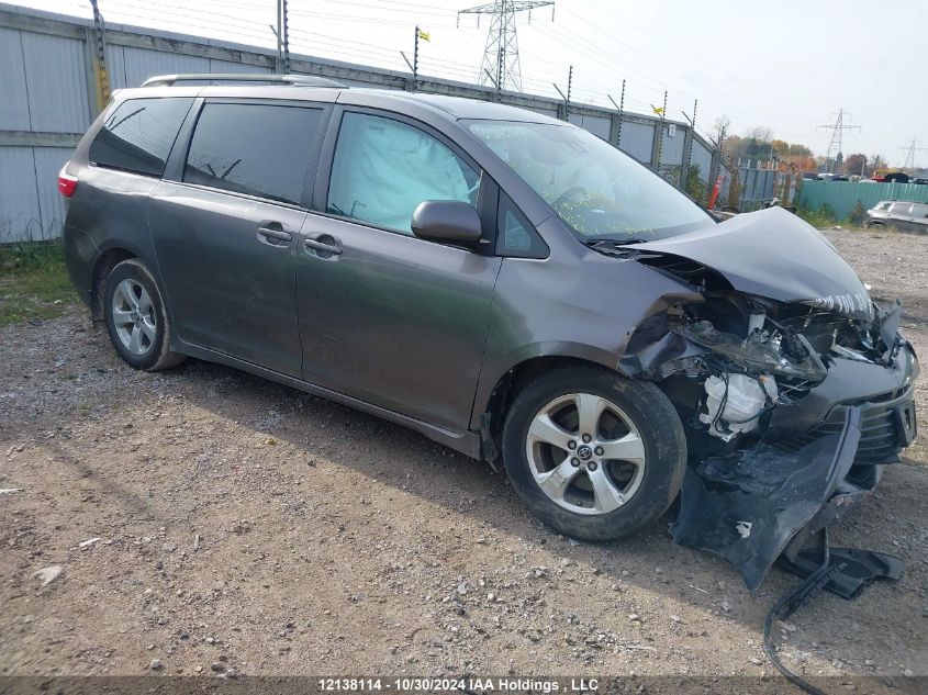 2020 Toyota Sienna Le VIN: 5TDKZ3DC1LS035328 Lot: 12138114