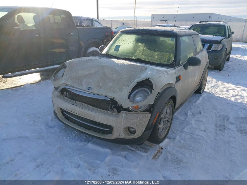 2012 Mini Cooper Hardtop VIN: WMWSU3C50CT260825 Lot: 12178208