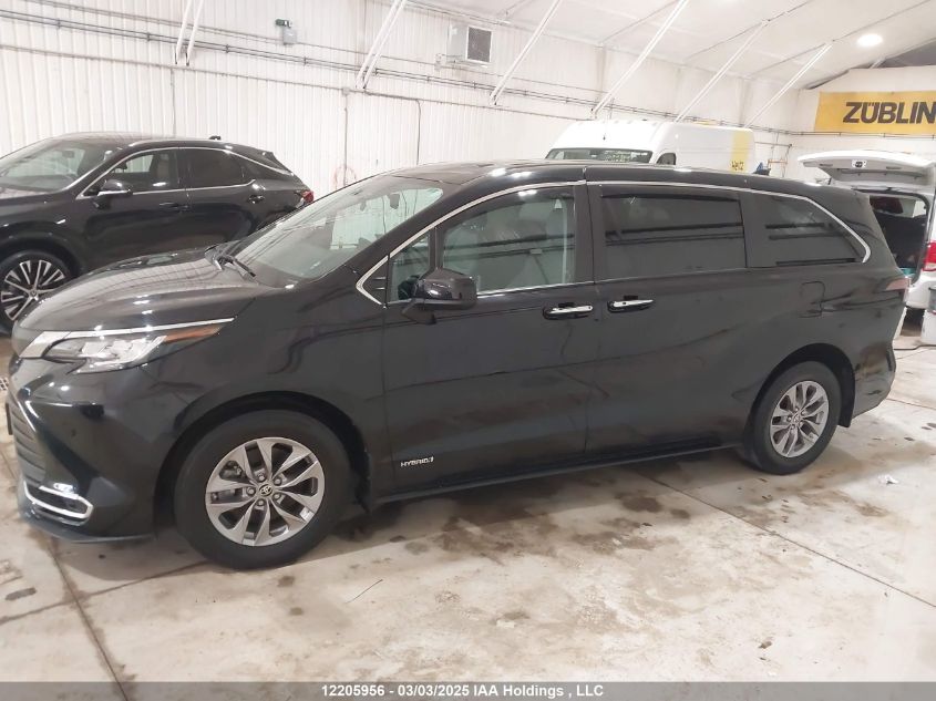 2021 Toyota Sienna Le/Xle/Xse/Limited/Platinum VIN: 5TDGRKEC7MS071668 Lot: 12205956