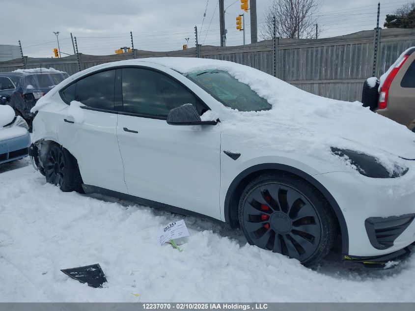 2022 Tesla Model Y Performance VIN: 7SAYGDEF1NF382327 Lot: 12237070